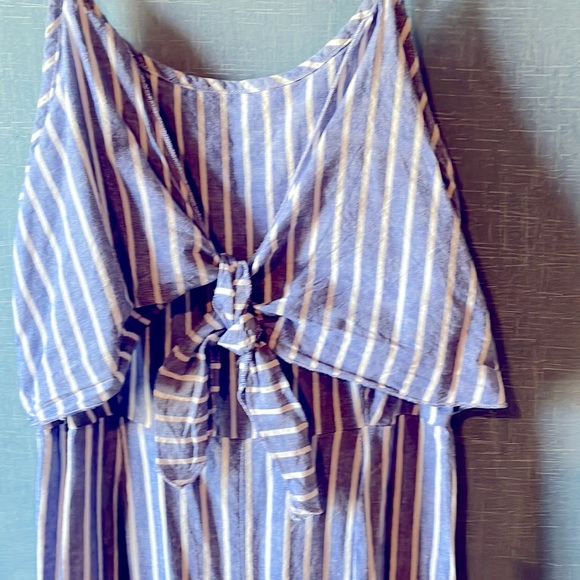 Jumpsuit with thin straps - Picture 3 of 4